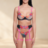 SECRET PLEASURE Britney Set in Schwarz und Pink mit transparenter Spitze, Blumenstickerei und Strumpfhalter-Design